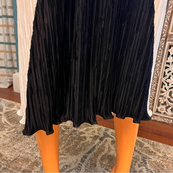 HAL FERMAN Crinkle Pleated Midi Dress Plus Size - Picture 7 of 12